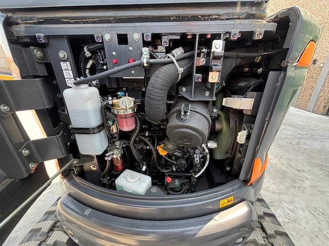 Develon - 2024 - dx27z-7 - minigraafmachine - afbeelding 24 van  26