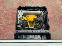 Dewalt - dwe576 - bladzaagmachine - afbeelding 4 van  5