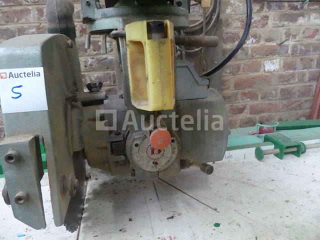 Dewalt 1600 radiaalzaag - afbeelding 13 van  13