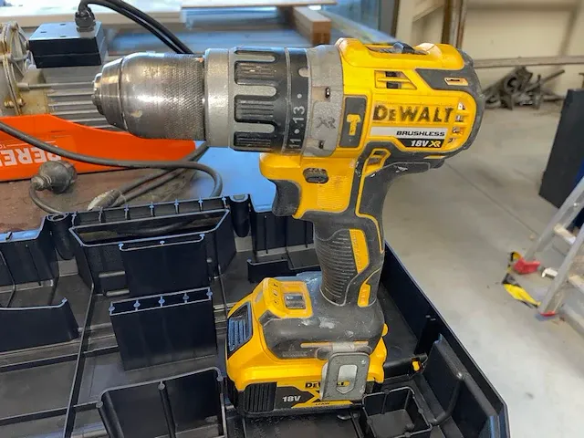 Dewalt accu klopboormachine - afbeelding 1 van  8