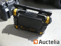 Dewalt accuspijkermachine + bouwplaatsradio - afbeelding 8 van  13