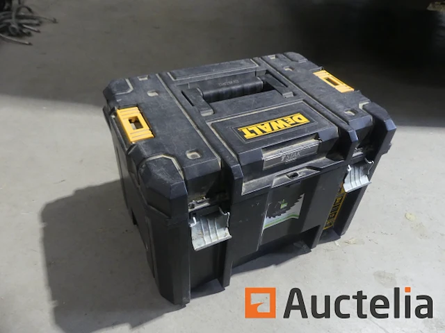 Dewalt accuspijkermachine + bouwplaatsradio - afbeelding 9 van  13