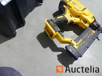 Dewalt accuspijkermachine + bouwplaatsradio - afbeelding 13 van  13