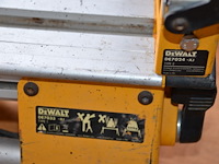 Dewalt afkort- en verstekzaag - afbeelding 4 van  5