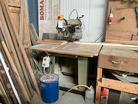 Dewalt afkortcirkelzaagmachine - afbeelding 1 van  9