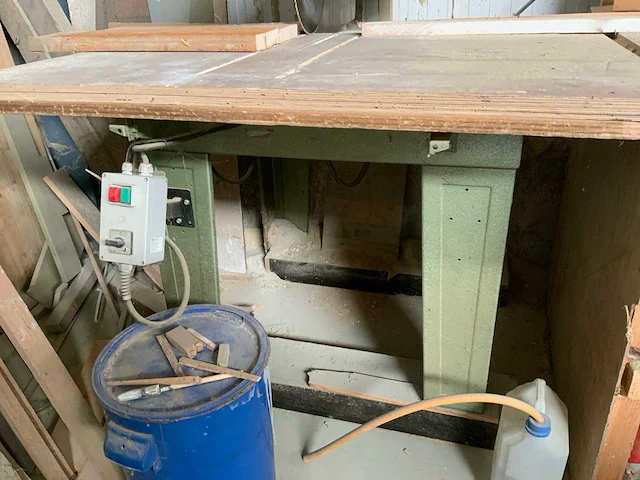 Dewalt afkortcirkelzaagmachine - afbeelding 9 van  9