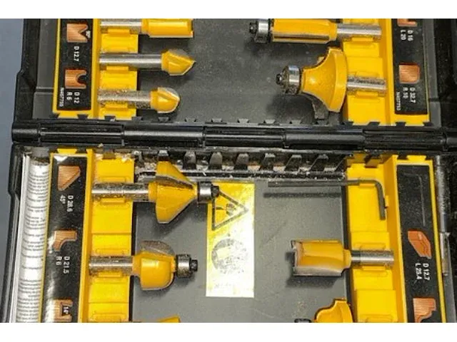 Dewalt bovenfrees - afbeelding 5 van  7