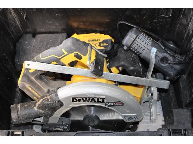 Dewalt cirkelzaag - afbeelding 2 van  4