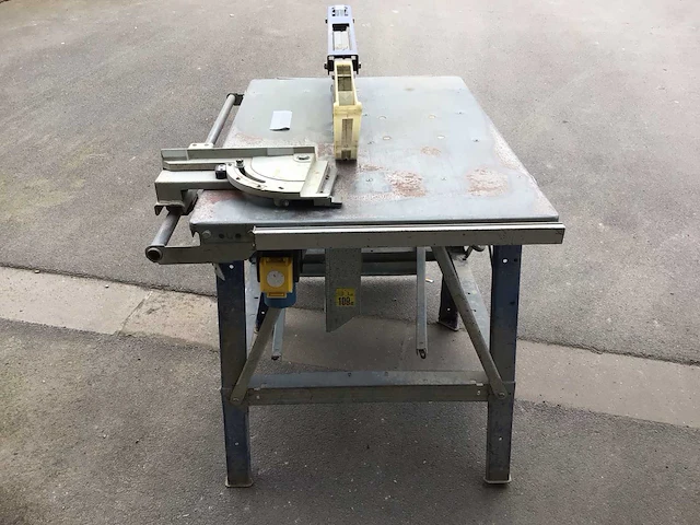 Dewalt cirkelzaag - afbeelding 1 van  4