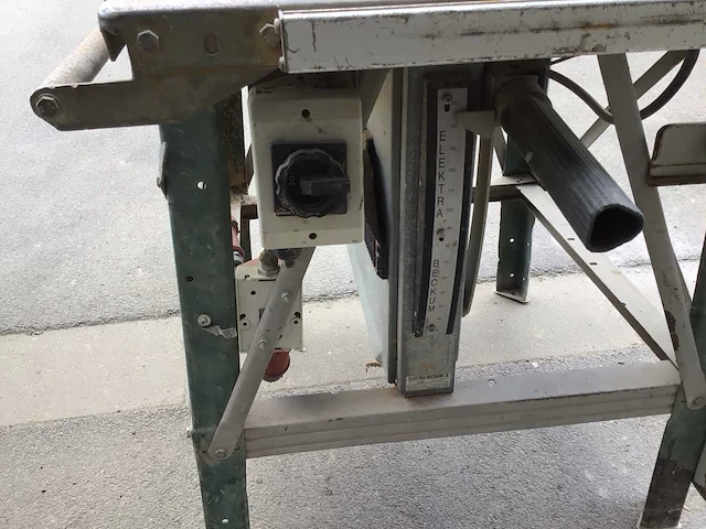 Dewalt cirkelzaag - afbeelding 2 van  6