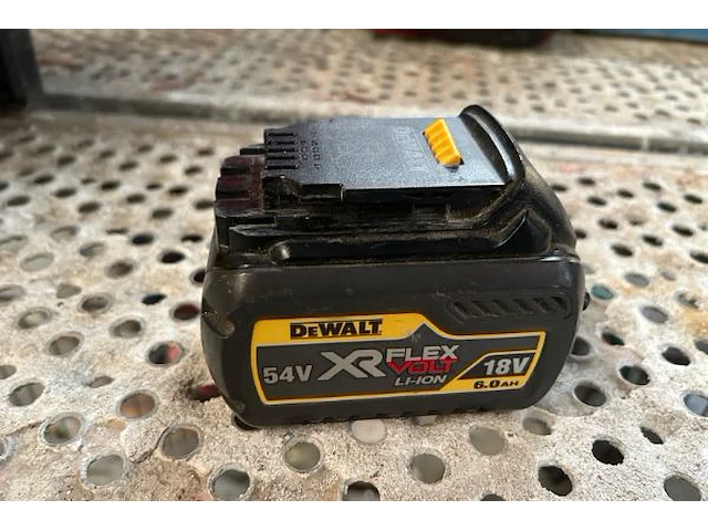 Dewalt compressor - afbeelding 6 van  7