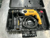 Dewalt d25124 elektrische boormachine - afbeelding 1 van  5