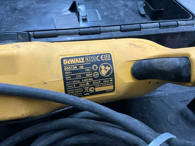 Dewalt d25124 elektrische boormachine - afbeelding 4 van  5