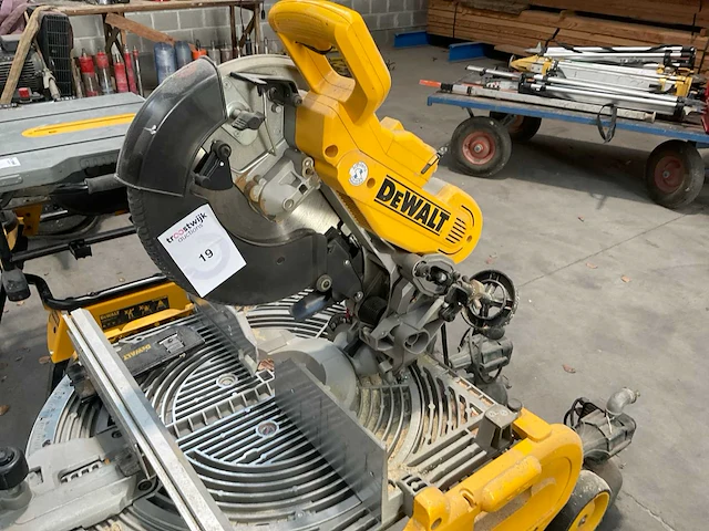 Dewalt d271059-xj afkortcirkelzaagmachine - afbeelding 4 van  6