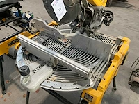 Dewalt d271059-xj afkortcirkelzaagmachine - afbeelding 5 van  6