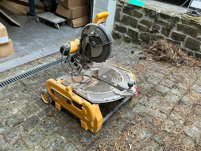 Dewalt d27107 qs zaagtafel - afbeelding 7 van  17
