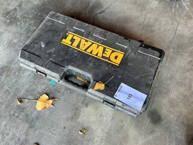 Dewalt dcgg571 accu-vetpomp - afbeelding 3 van  3