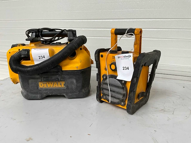 Dewalt dcv582 stofzuiger - afbeelding 1 van  9