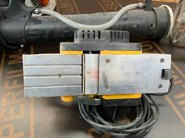 Dewalt divers elektrisch gereedschap (2x) - afbeelding 3 van  8