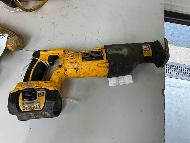 Dewalt divers gereedschap (4x) - afbeelding 8 van  14