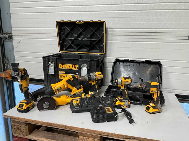 Dewalt diverse accu gereedschappen (8x) - afbeelding 1 van  21