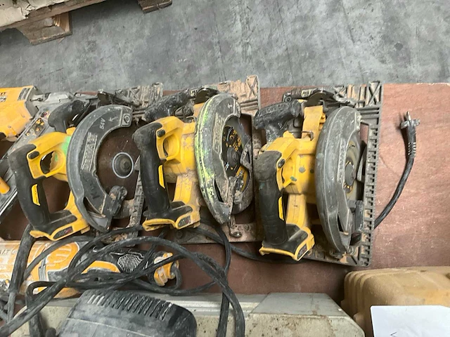 Dewalt diverse gereedschappen (5x) - afbeelding 10 van  10