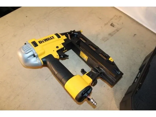 Dewalt dpn1664pp-tstak tstak set 16 ga afwerktacker - afbeelding 2 van  4