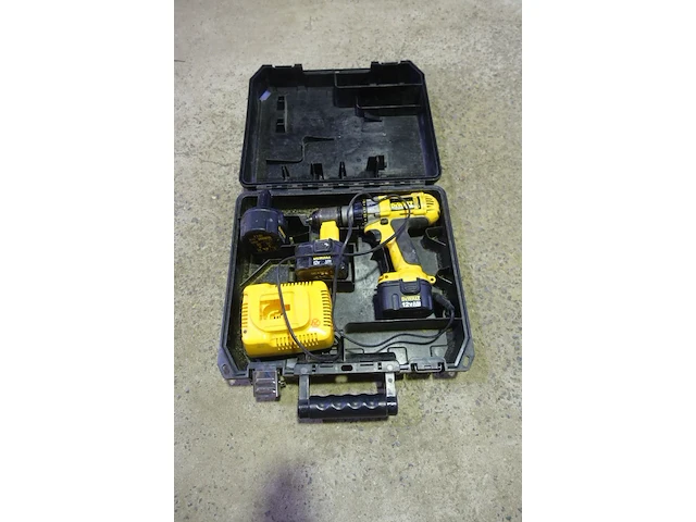 Dewalt draadloze boormachine (na te zien) - afbeelding 1 van  3