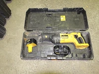 Dewalt draadloze reciprozaag - afbeelding 1 van  3