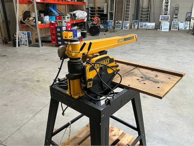 Dewalt dw 721 zaagtafel - afbeelding 3 van  8