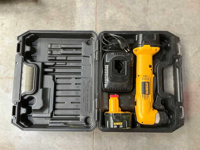 Dewalt dw965 haakse boor - afbeelding 1 van  3