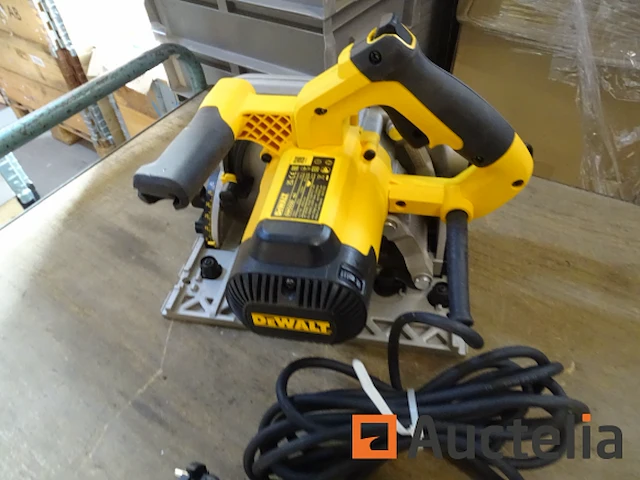 Dewalt dws520 qs invalzaag - afbeelding 4 van  11