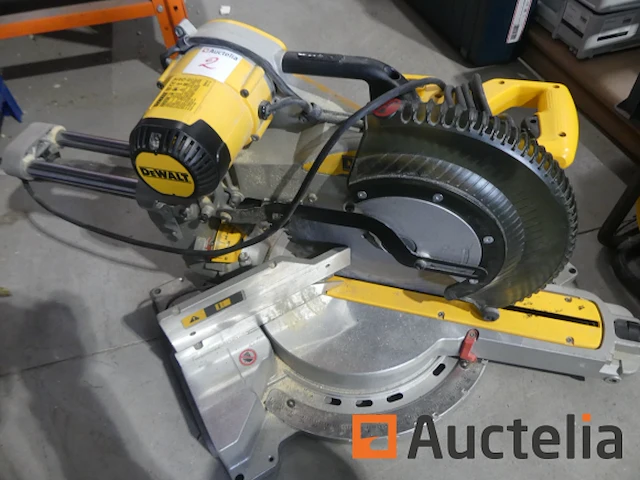 Dewalt dws780-qs verstekzaag - afbeelding 8 van  10