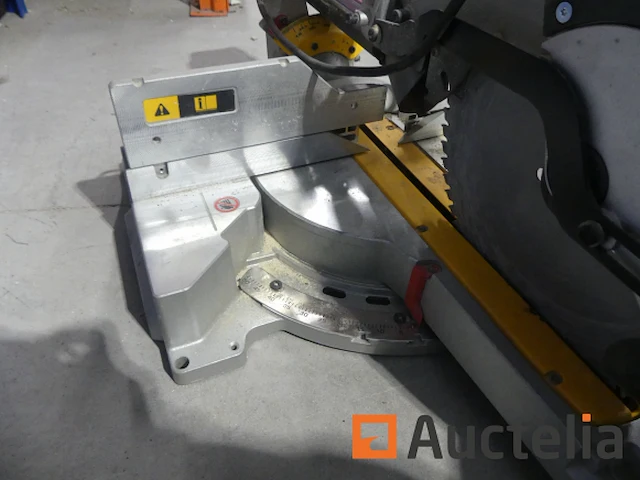 Dewalt dws780-qs verstekzaag - afbeelding 10 van  10