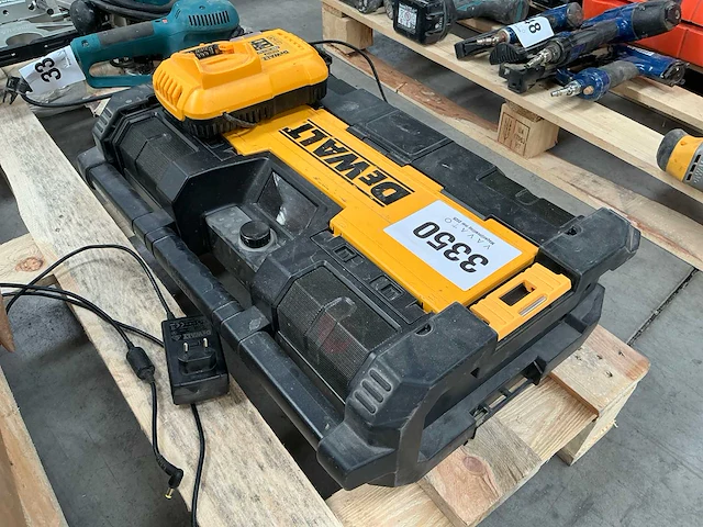 Dewalt dwst1 accu werfradio - afbeelding 3 van  5