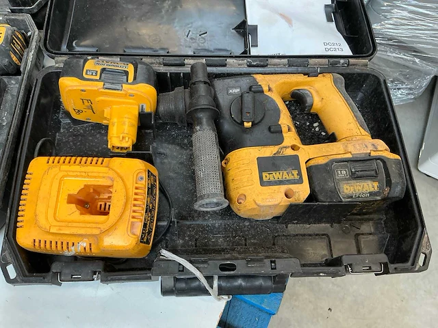 Dewalt gereedschappen (3x) - afbeelding 2 van  9