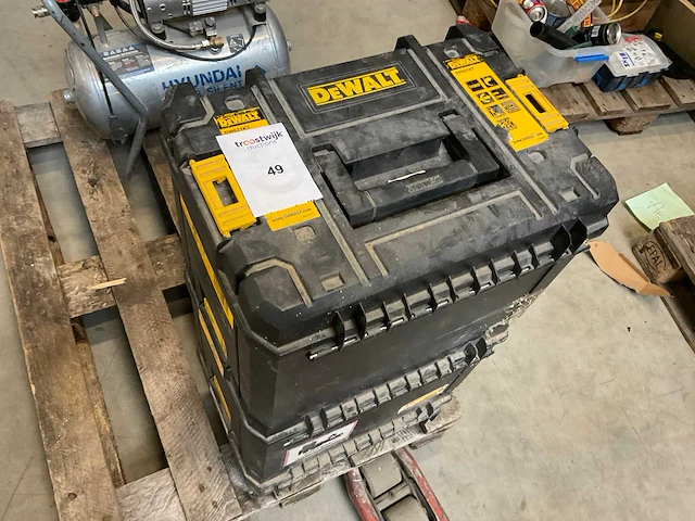 Dewalt gereedschapskoffer - afbeelding 3 van  3