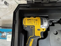 Dewalt gevulde werkkoffers - afbeelding 6 van  7