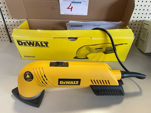 Dewalt hoekschuurmachine - afbeelding 1 van  2