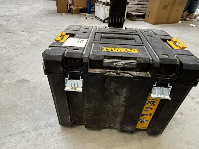 Dewalt koffertrolley - afbeelding 2 van  4