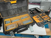 Dewalt materiaalkoffer (2x) - afbeelding 1 van  8