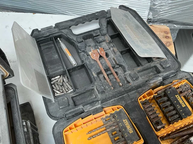 Dewalt materiaalkoffer (2x) - afbeelding 7 van  8