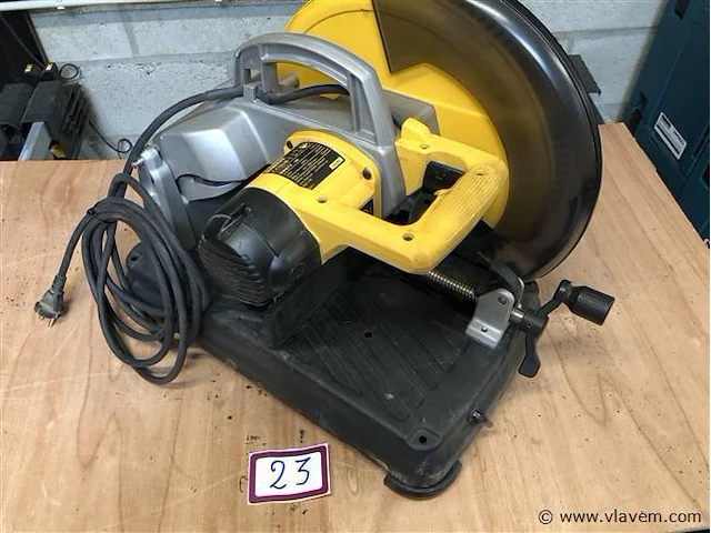 Dewalt metaalzaag dw 872 - afbeelding 1 van  7