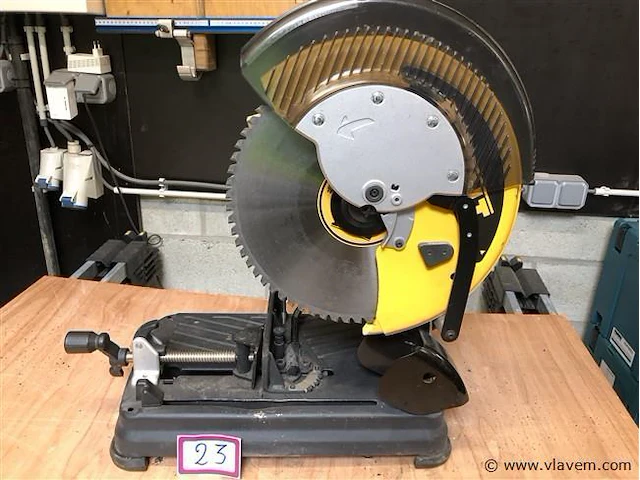 Dewalt metaalzaag dw 872 - afbeelding 5 van  7