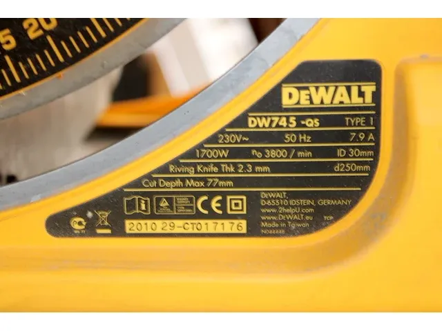 Dewalt mobiele zaag - afbeelding 4 van  5