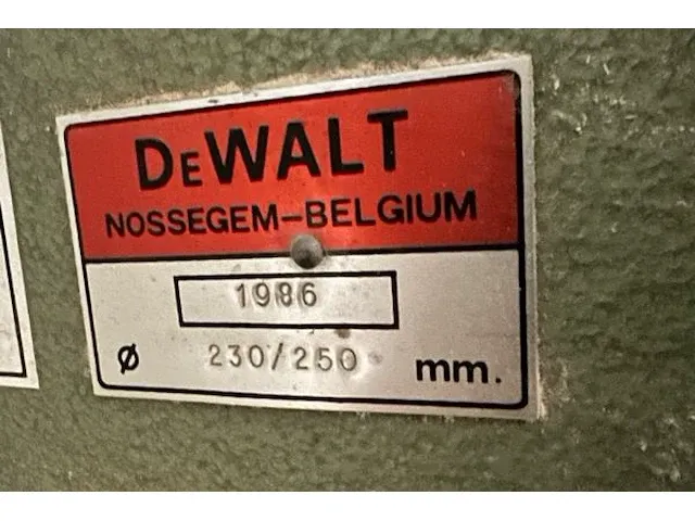 Dewalt radiaalzaag - afbeelding 3 van  3