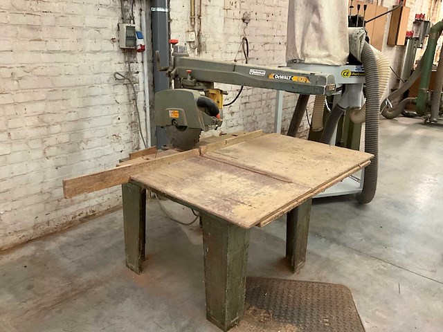 Dewalt radiaalzaagmachine - afbeelding 2 van  8