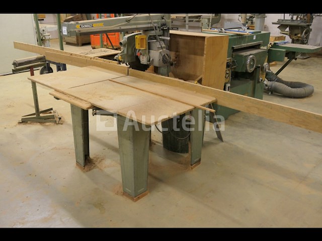 Dewalt radiale zaag - afbeelding 1 van  12