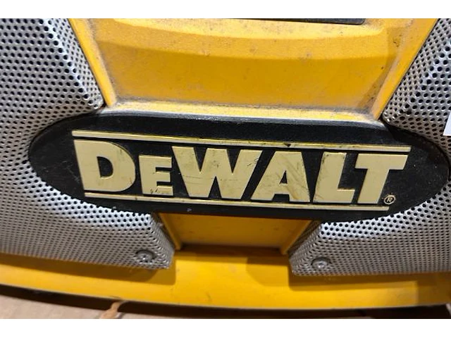 Dewalt radio - afbeelding 3 van  6