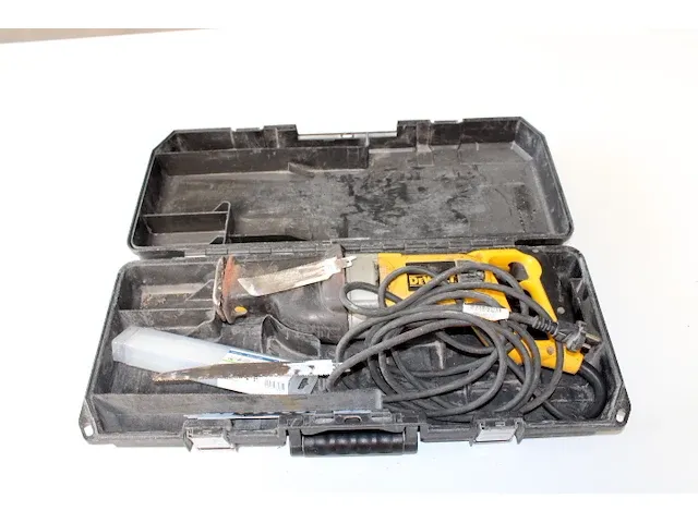 Dewalt reciproczaag - afbeelding 1 van  4